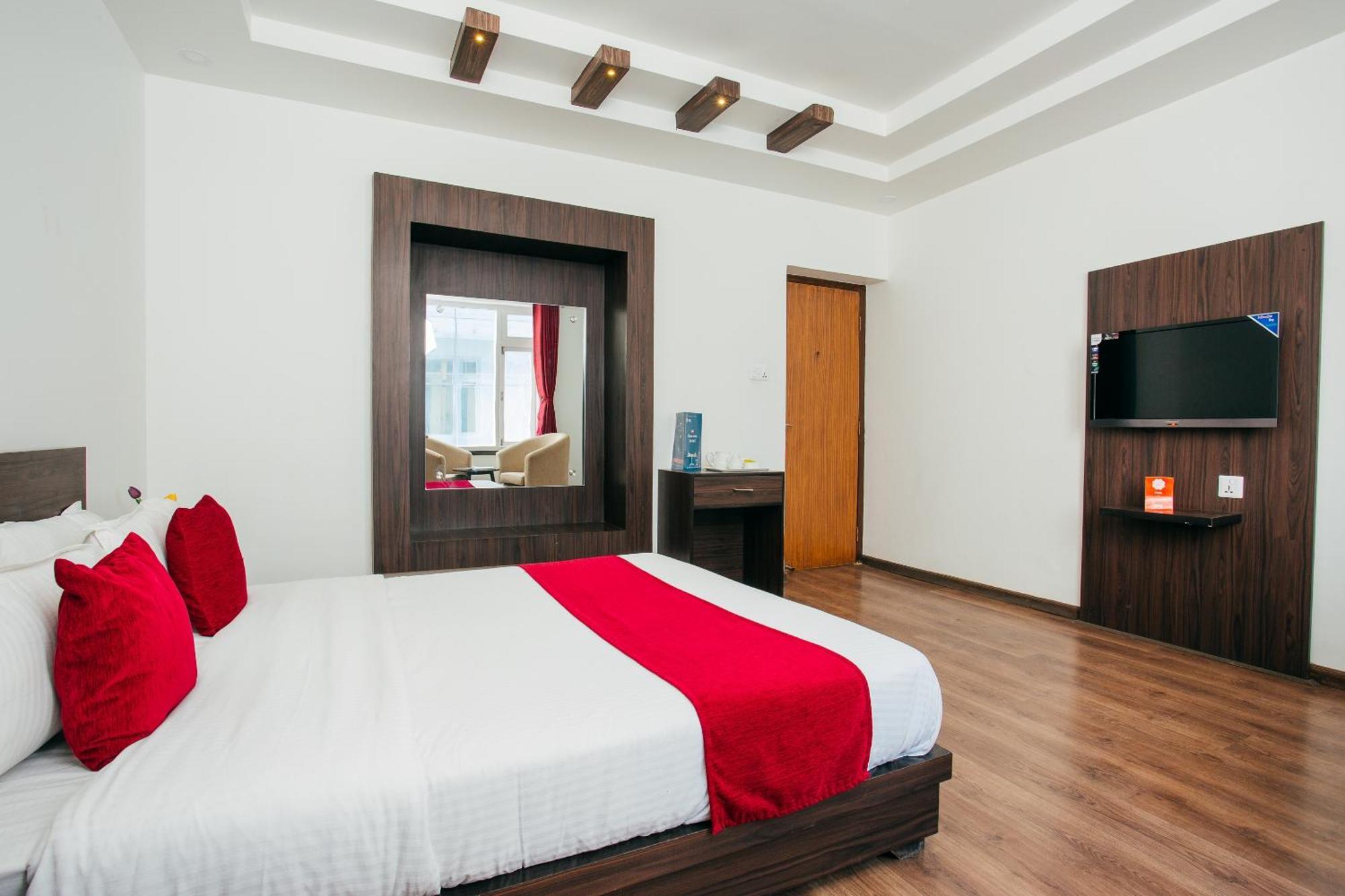 Oyo 11474 Gangaur Regency Boutique Hotel Katmandu Eksteriør bilde