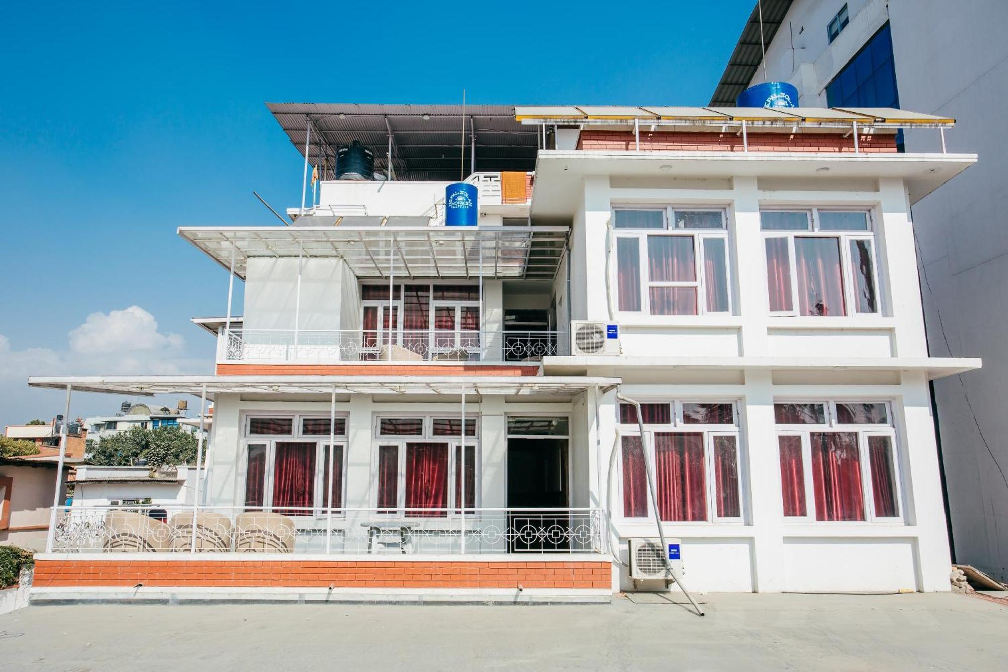 Oyo 11474 Gangaur Regency Boutique Hotel Katmandu Eksteriør bilde